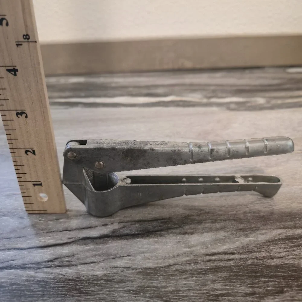 Vintage EKCO Aluminum Garlic Onion Juicer Press – Mid-Century Kitchen Tool USA